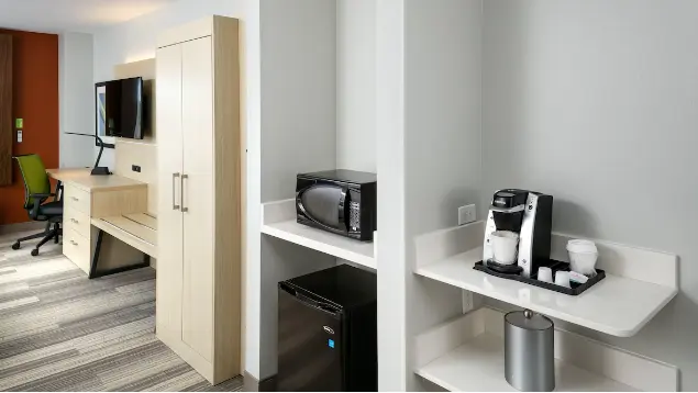 Holiday Inn Express Bend Room