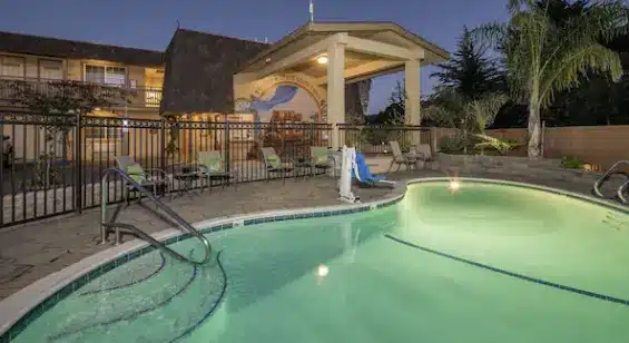 Family hotels monterey california